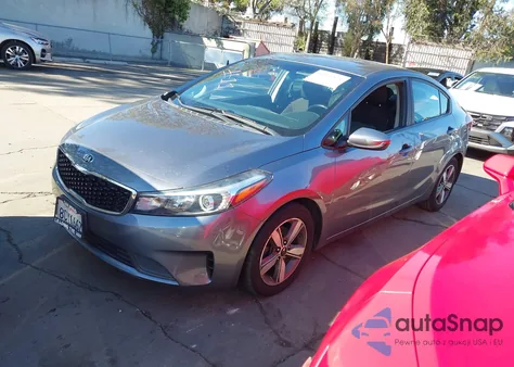 2018 Kia Forte S из США, поврежденный, VIN 3KPFL4A77JE249683